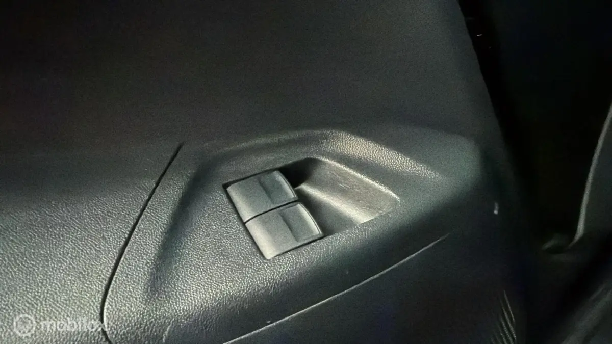 1.0 e-VTi Airscape Feel/ Carplay/ Cruise Control