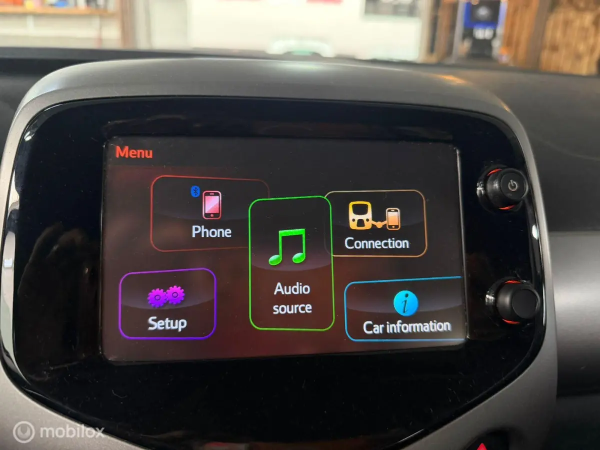 1.0 e-VTi Airscape Feel/ Carplay/ Cruise Control