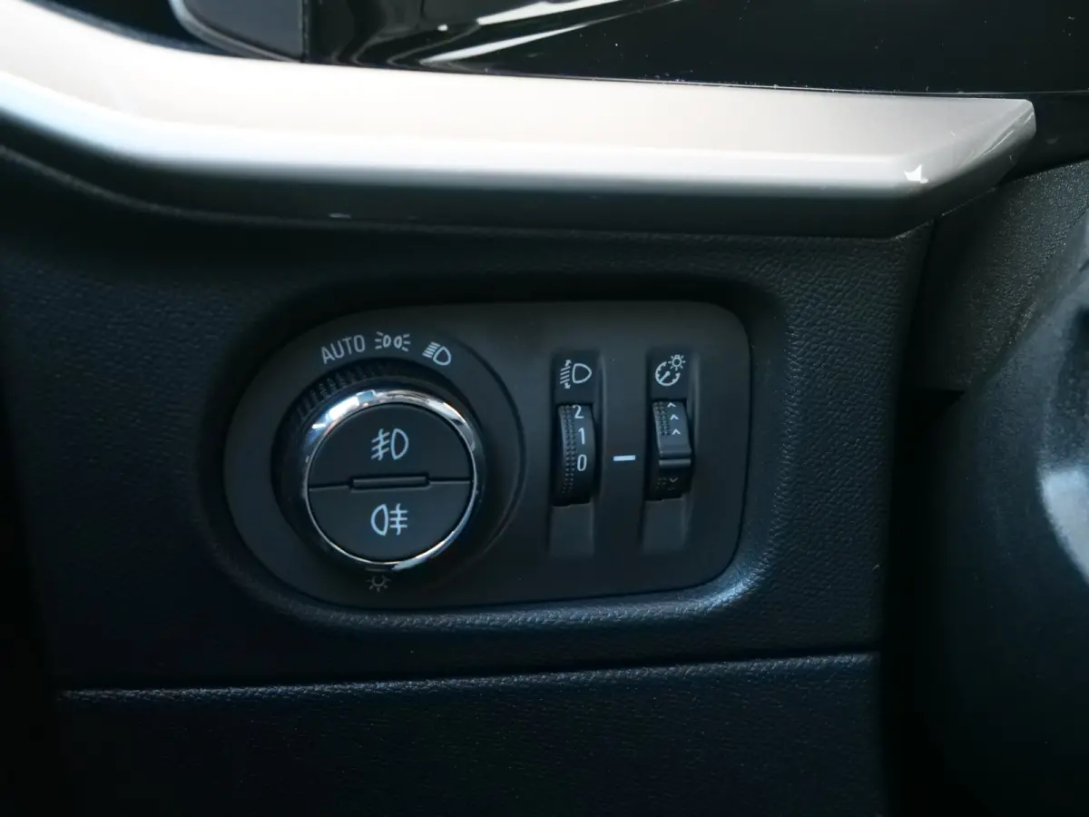 1.2 Turbo 130pk Ultimate Automaat Apple Carplay / Massage Stoel / Adaptive Cruise