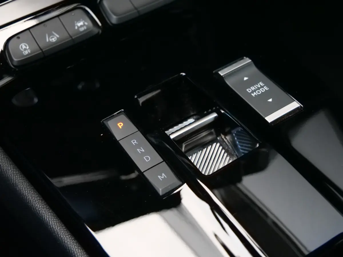 1.2 Turbo 130pk Ultimate Automaat Apple Carplay / Massage Stoel / Adaptive Cruise