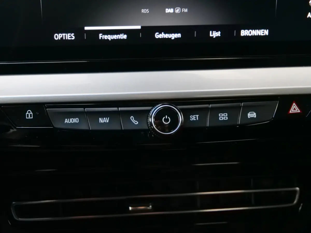 1.2 Turbo 130pk Ultimate Automaat Apple Carplay / Massage Stoel / Adaptive Cruise