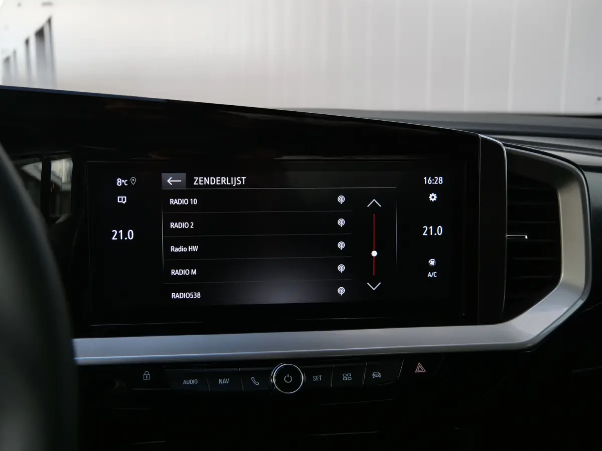 1.2 Turbo 130pk Ultimate Automaat Apple Carplay / Massage Stoel / Adaptive Cruise
