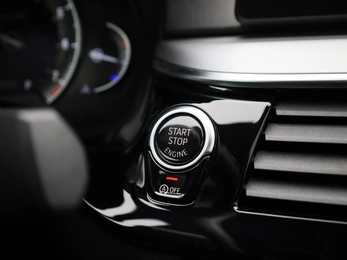 520i High Executive | LEDER | MEMORY STOEL | CAMERA | NAVIGATIE | STOELVERWARMING