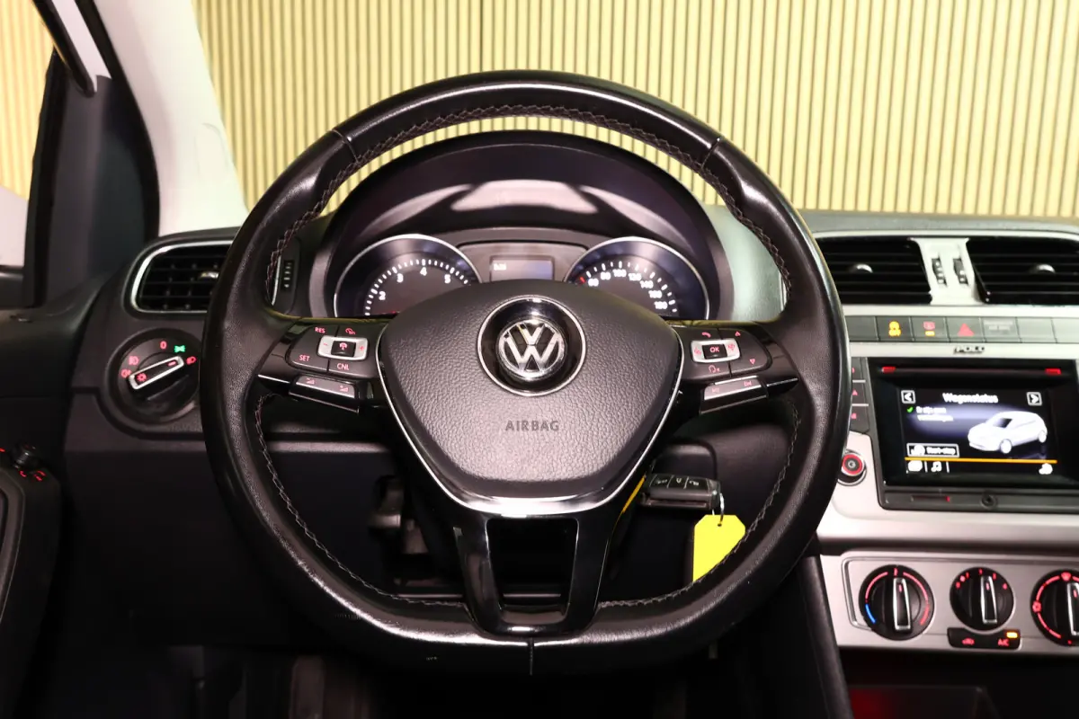 1.0 TSI Highline 90dkm AIRCO ACC STOELVW "16