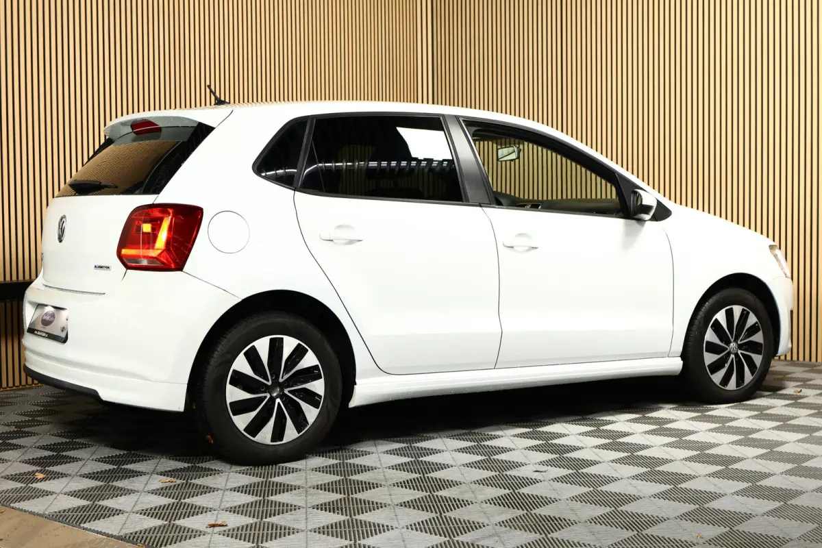 1.0 TSI Highline 90dkm AIRCO ACC STOELVW "16