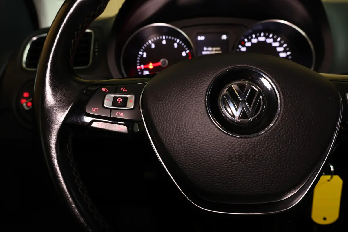 1.0 TSI Highline 90dkm AIRCO ACC STOELVW "16