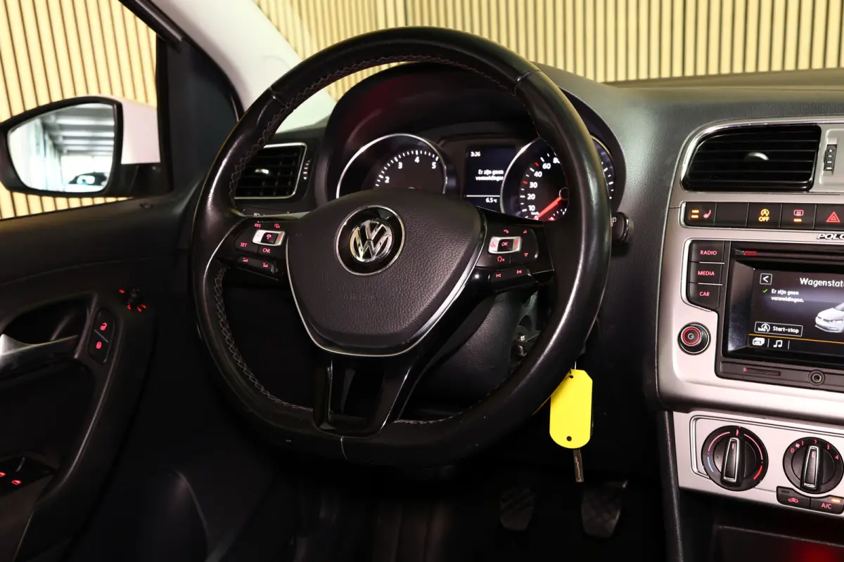 1.0 TSI Highline 90dkm AIRCO ACC STOELVW "16