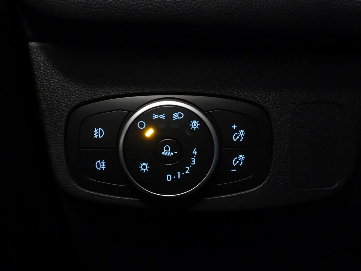 1.0 EcoBoost Trend Business NAVI/WINTERPACK/LED/AGR/ADAPT.CRUISE/16"LMV!
