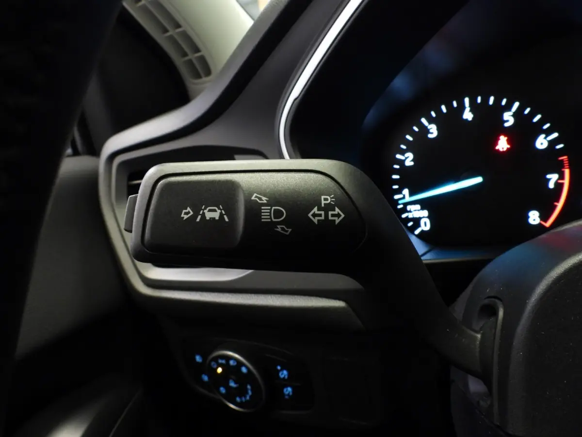 1.0 EcoBoost Trend Business NAVI/WINTERPACK/LED/AGR/ADAPT.CRUISE/16"LMV!