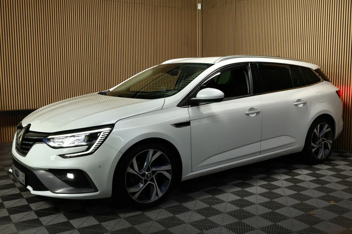 Estate 1.6 Plug-In Hybrid 160 RS Line BOSE CARPLAY PDC CAMERA "21