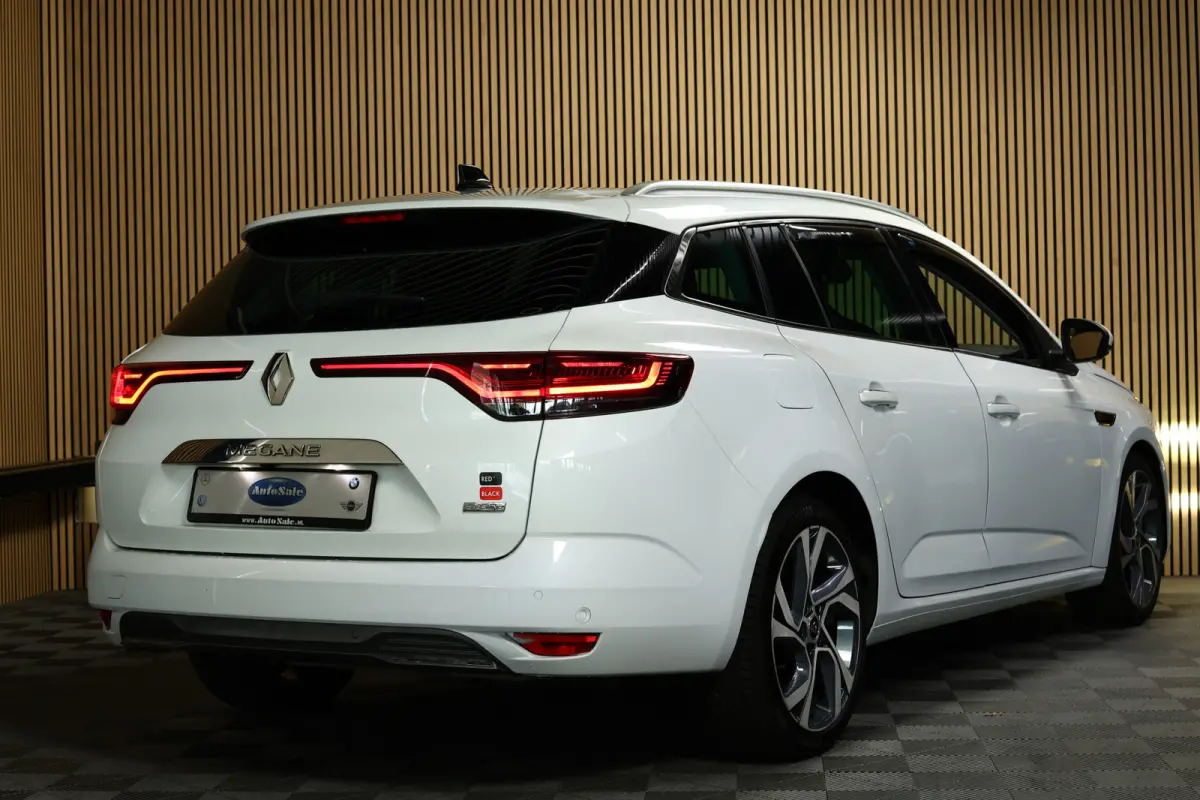 Estate 1.6 Plug-In Hybrid 160 RS Line BOSE CARPLAY PDC CAMERA "21