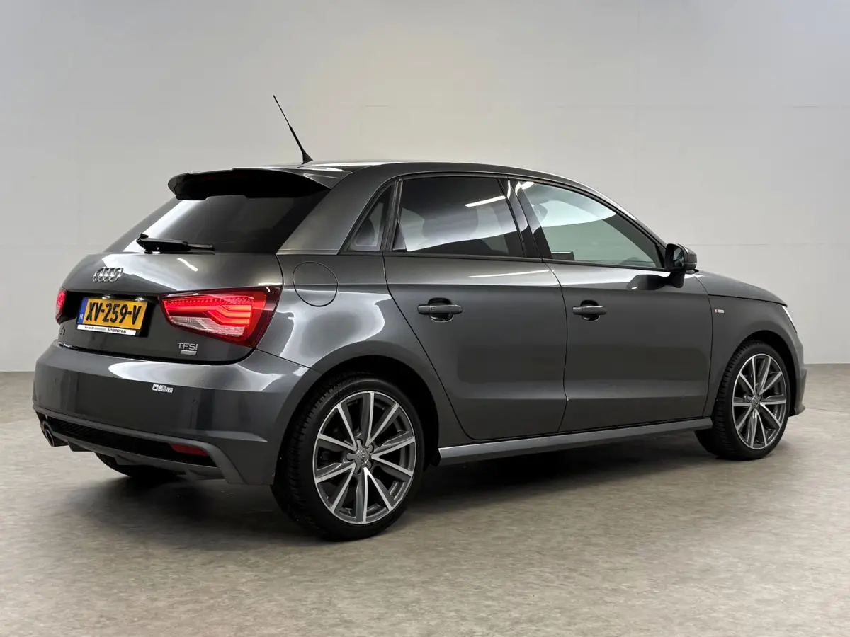 SB 1.0 TFSI Advance Sport S-Line | Clima | Cruise | Navi | Parkeersens. | Keyless | NAP