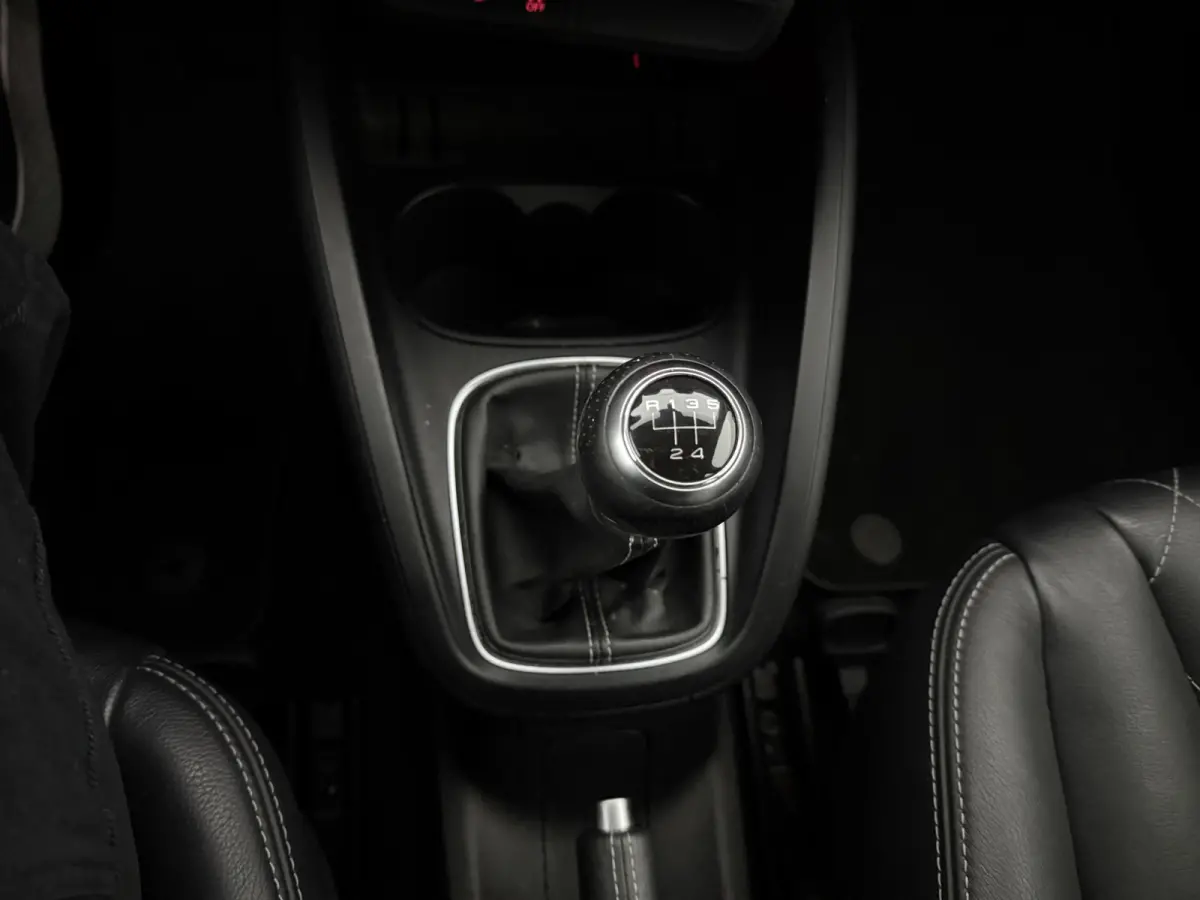 SB 1.0 TFSI Advance Sport S-Line | Clima | Cruise | Navi | Parkeersens. | Keyless | NAP
