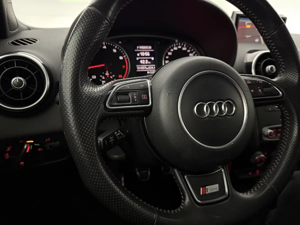 SB 1.0 TFSI Advance Sport S-Line | Clima | Cruise | Navi | Parkeersens. | Keyless | NAP