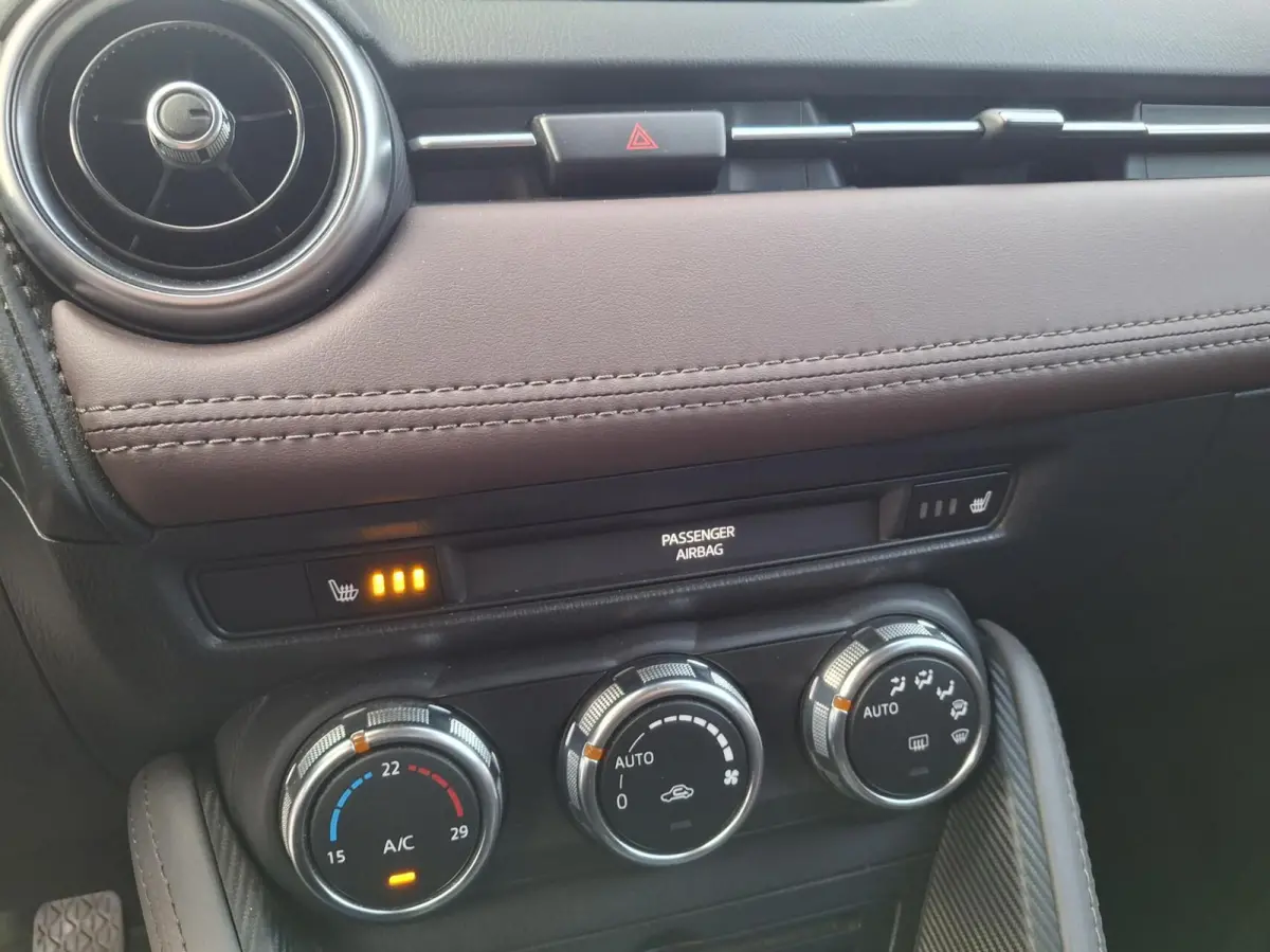 2.0 SkyActiv-G 120 GT-Luxury