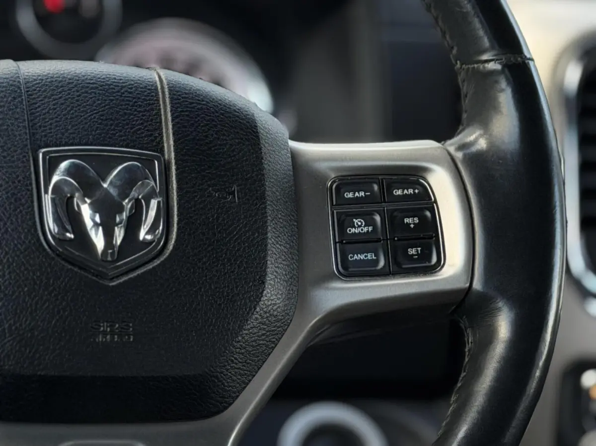 1500 5.7 V8 Hemi Laramie| Vol opties| LPG/G3|
