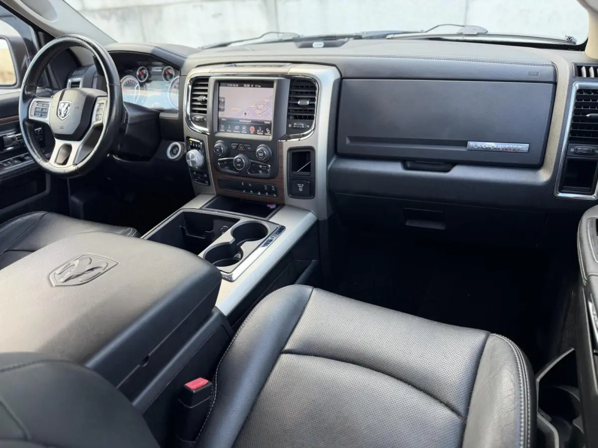 1500 5.7 V8 Hemi Laramie| Vol opties| LPG/G3|