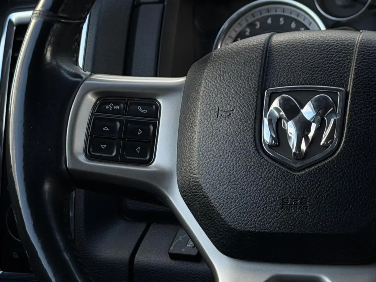 1500 5.7 V8 Hemi Laramie| Vol opties| LPG/G3|
