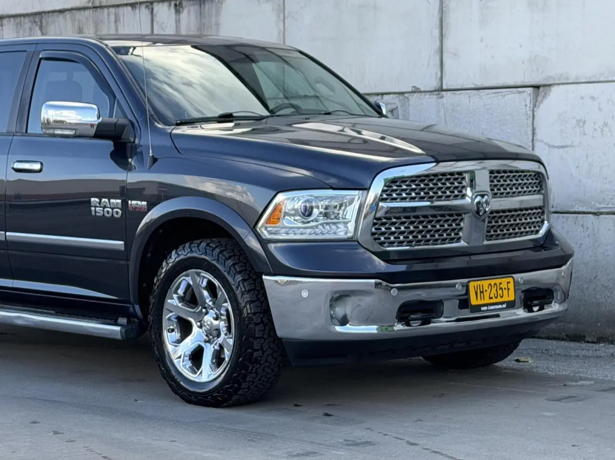 1500 5.7 V8 Hemi Laramie| Vol opties| LPG/G3|