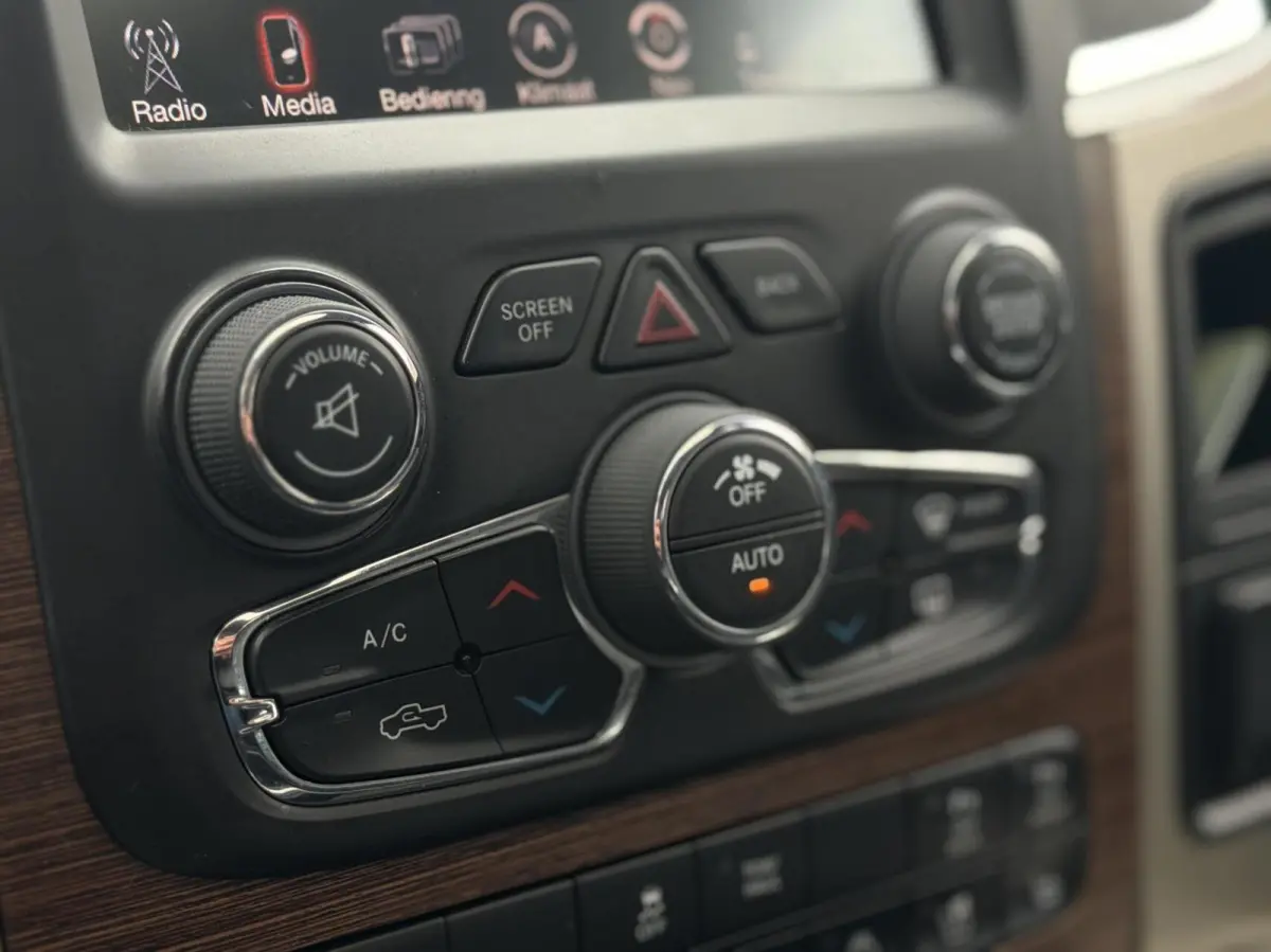 1500 5.7 V8 Hemi Laramie| Vol opties| LPG/G3|