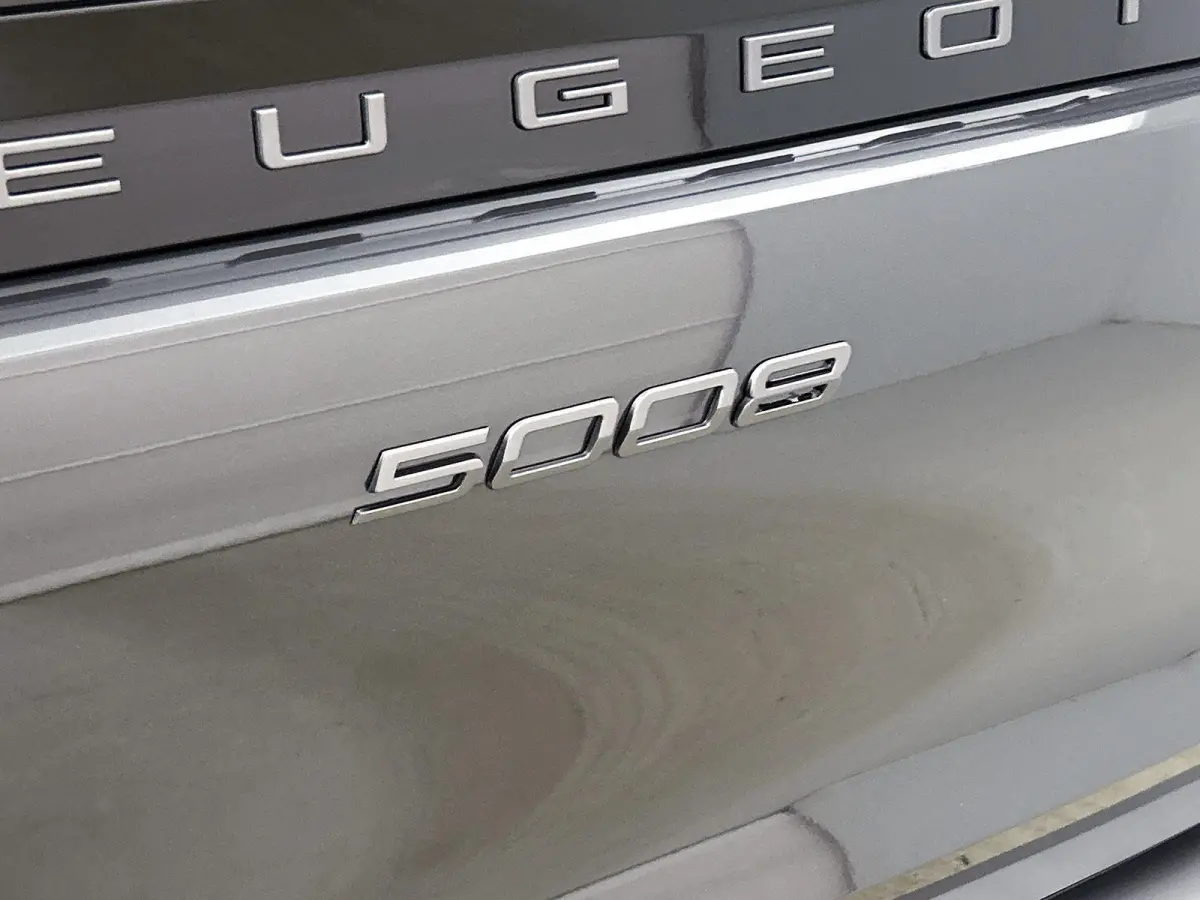 GT Plug-in Hybrid 195 e-DCS7 | Voorraad Model | Navigatie | Panoramisch Schuifdak | Elektrisch Verstelbare Voorstoelen | 360 °C Camera | Handsfree Kofferbak |