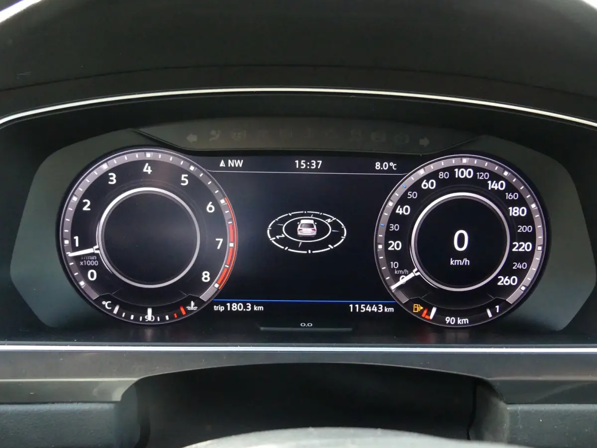 1.4 TSI Comfortline Business R / LED / VIRTUAL / TREKHAAK