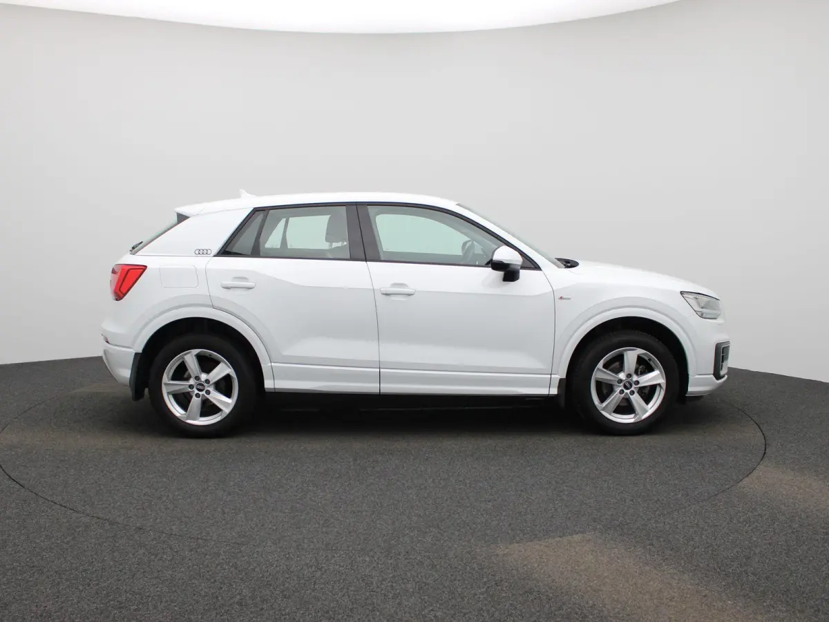 30 TFSI epic 116 PK | S-line | Navigatie | Cruise Control | Trekhaak | Parkeersensoren | Climate Control | Lichtmetalen velgen |