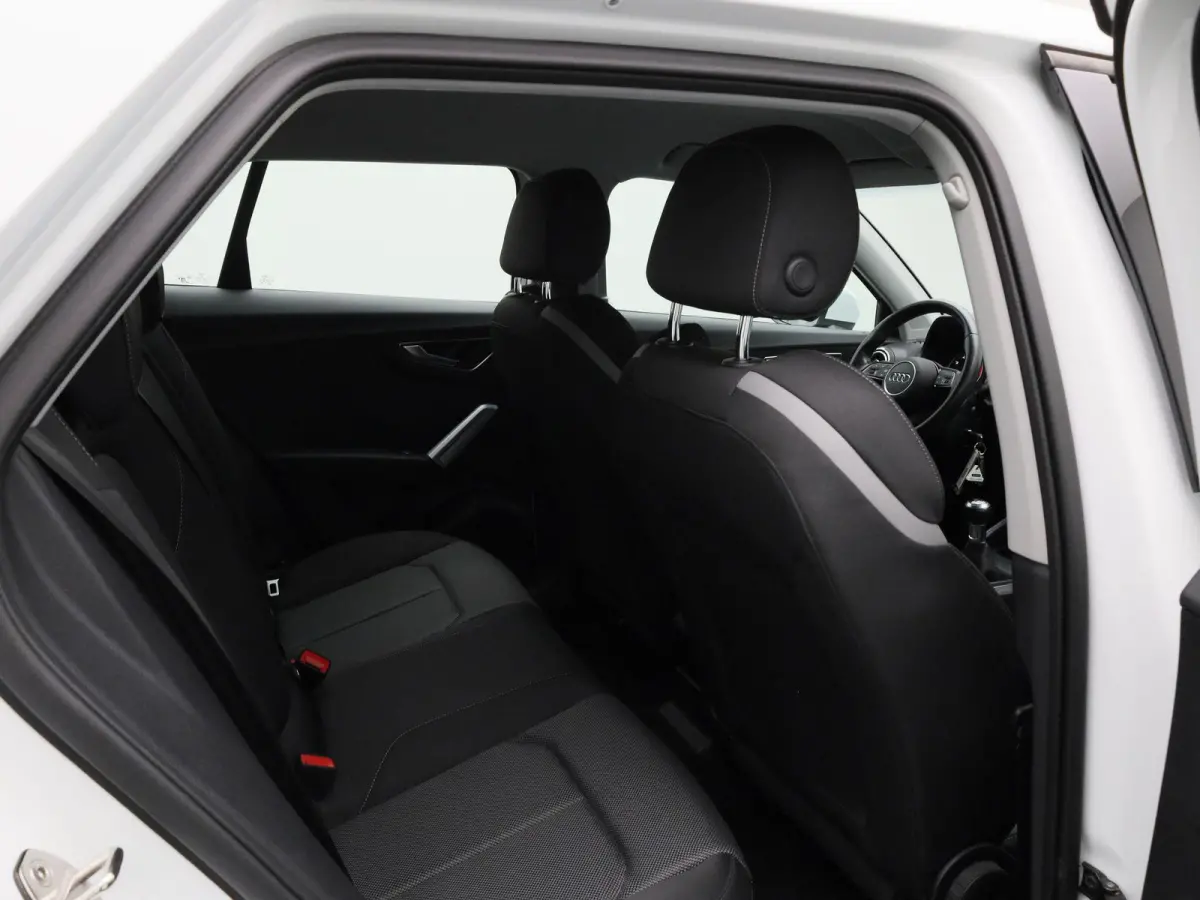 30 TFSI epic 116 PK | S-line | Navigatie | Cruise Control | Trekhaak | Parkeersensoren | Climate Control | Lichtmetalen velgen |