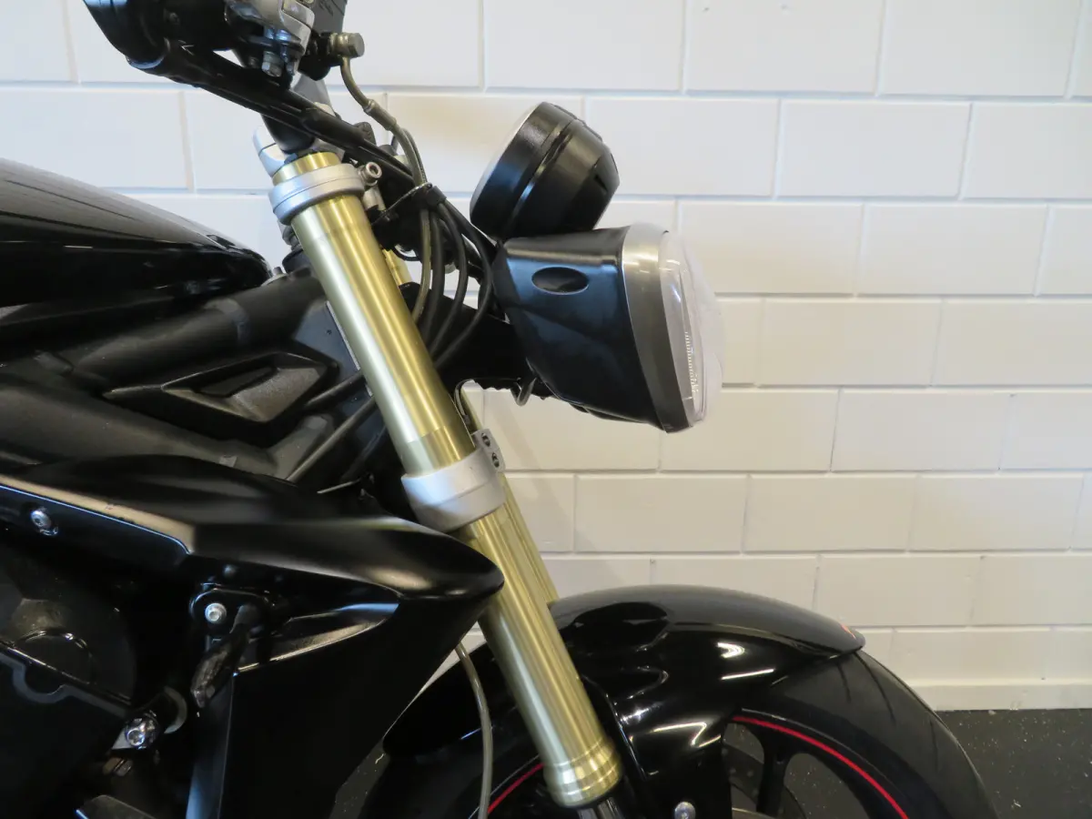 675 BLACK EDITION TOP