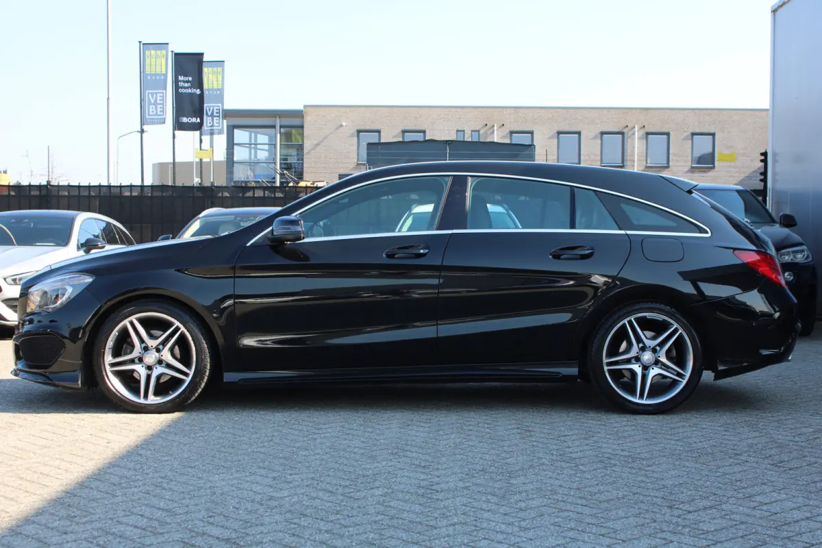 180 Ambition AMG LINE NAVI 18'' CARPLAY XENON