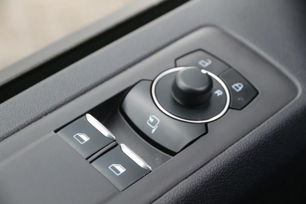 2.0 TDCI 136 | Aut. | AWD / 4X4 | KAR-edition | Clima..
