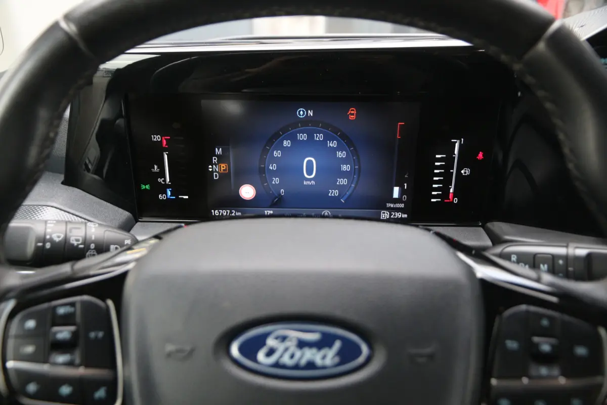 2.0 TDCI 136 | Aut. | AWD / 4X4 | KAR-edition | Clima..
