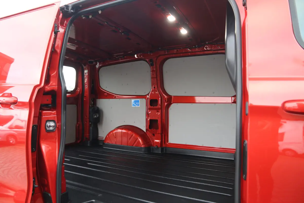2.0 TDCI 136 | Aut. | AWD / 4X4 | KAR-edition | Clima..