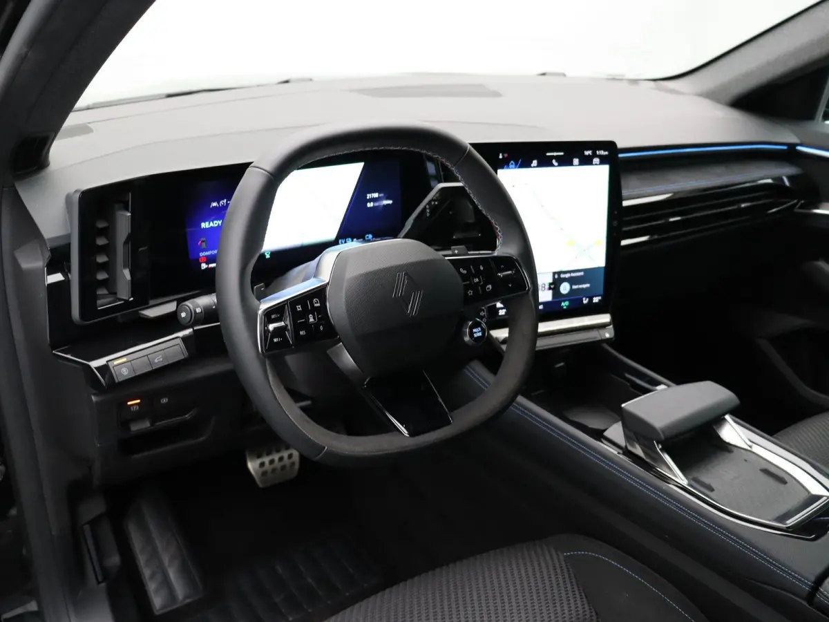 E-Tech full hybrid 200 esprit Alpine 7p. | Elektrische achterklep | 4Control | Adaptieve cruise control | Achteruitrijcamera |