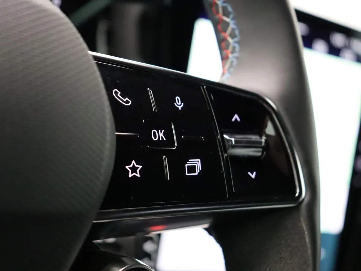 E-Tech full hybrid 200 esprit Alpine 7p. | Elektrische achterklep | 4Control | Adaptieve cruise control | Achteruitrijcamera |
