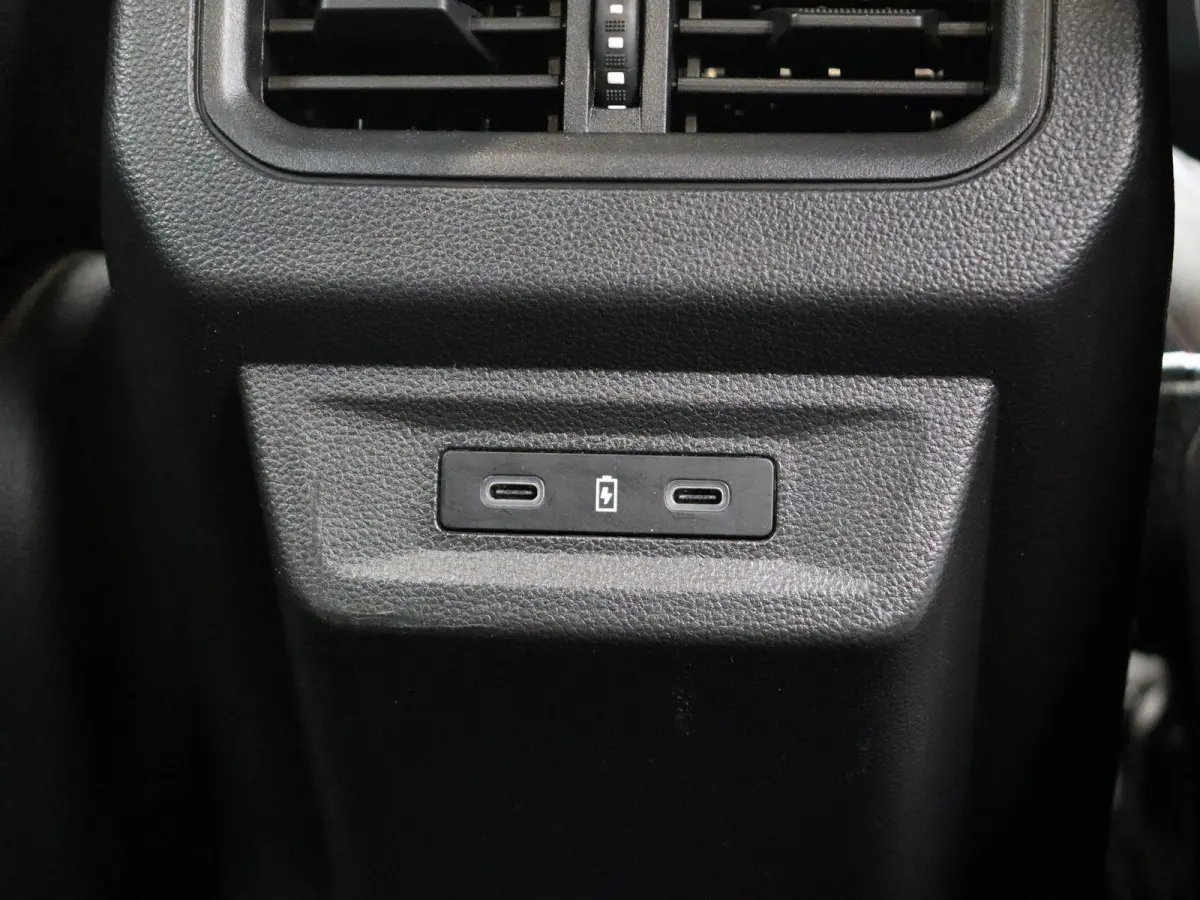 E-Tech full hybrid 200 esprit Alpine 7p. | Elektrische achterklep | 4Control | Adaptieve cruise control | Achteruitrijcamera |