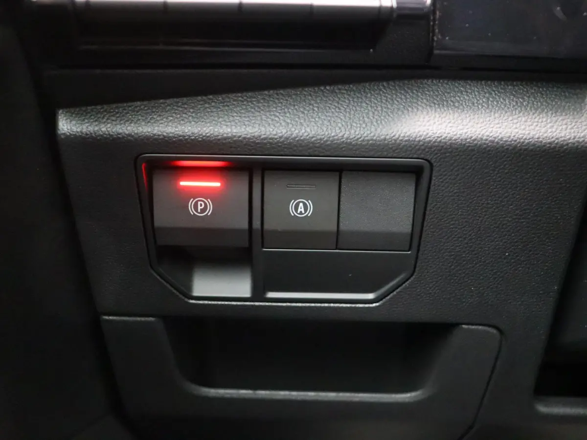 E-Tech full hybrid 200 esprit Alpine 7p. | Elektrische achterklep | 4Control | Adaptieve cruise control | Achteruitrijcamera |