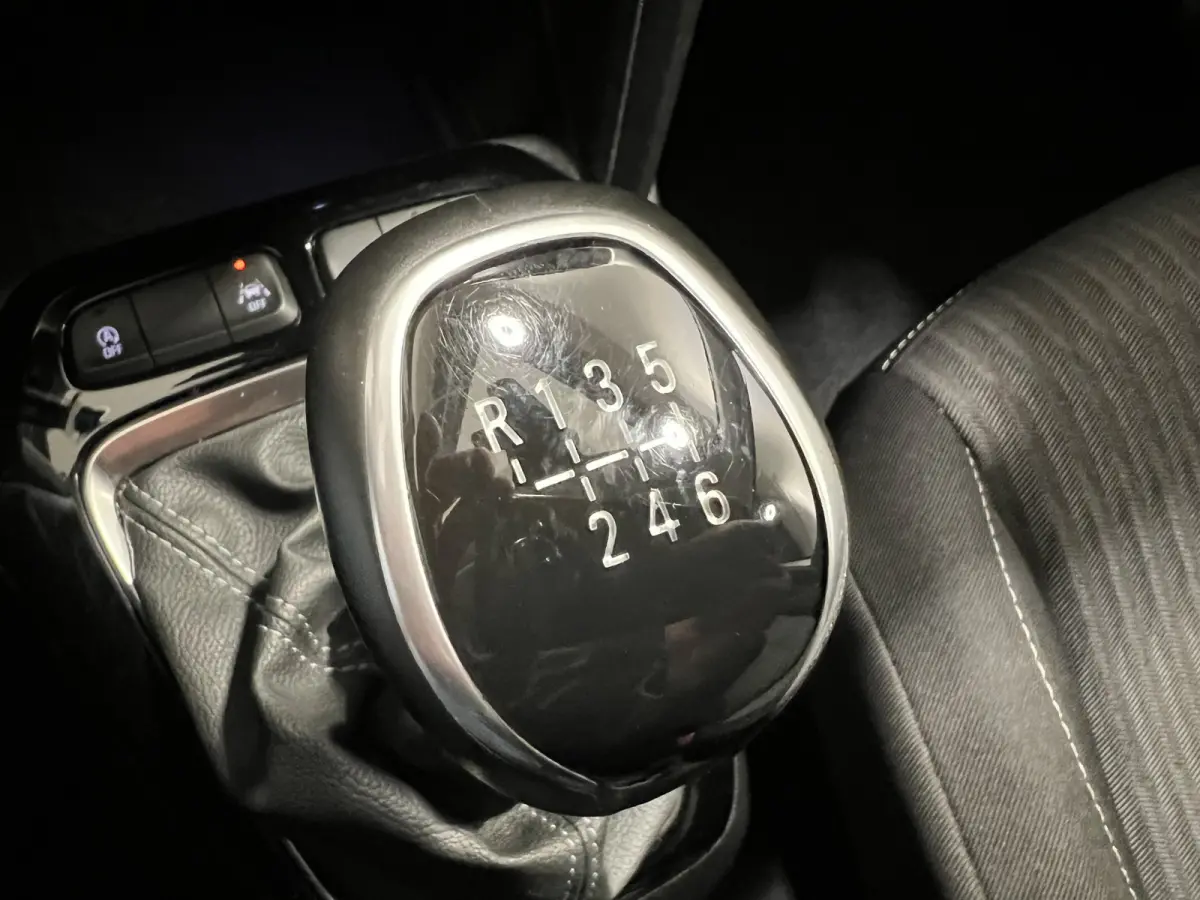 1.2 Edition 100PK | Compleet onderhouden | Android Auto/Apple Carplay | LM Velgen 16" | Parkeersensoren Achter | Cruise Control | AIrco |