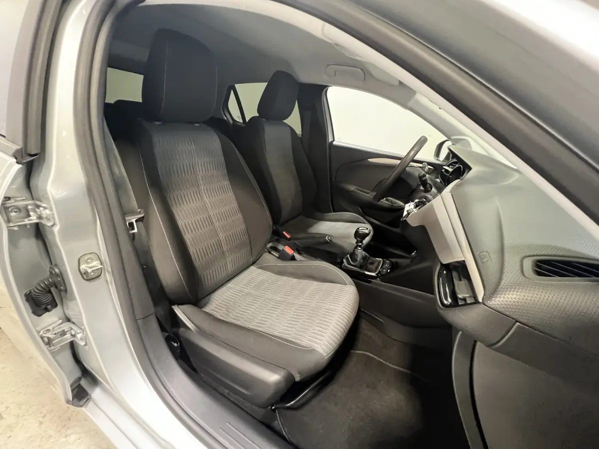 1.2 Edition 100PK | Compleet onderhouden | Android Auto/Apple Carplay | LM Velgen 16" | Parkeersensoren Achter | Cruise Control | AIrco |