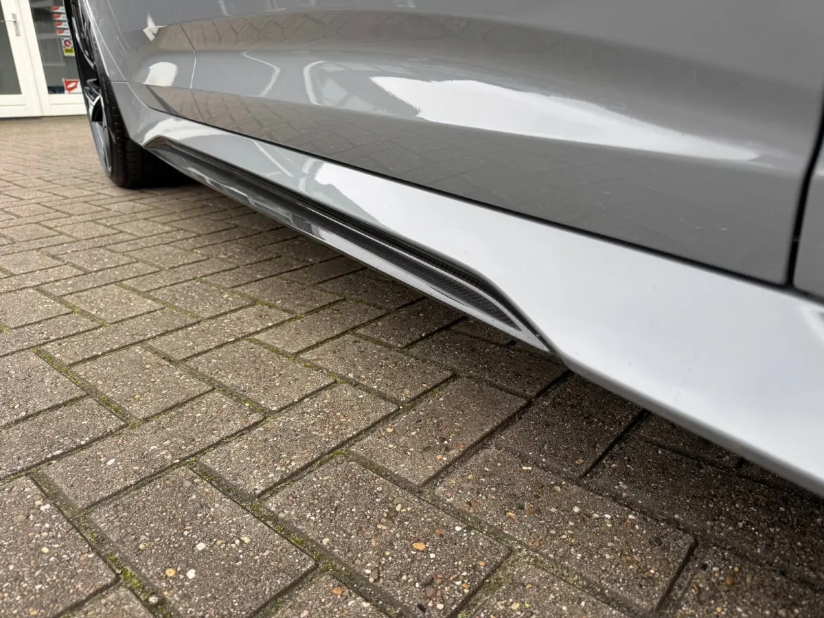 4.0 TFSI quattro Dynamic Plus / Pano / Night Vision / B&O 3D / Softclose / Keramisch / Carbon Pakket / Alcantara .
