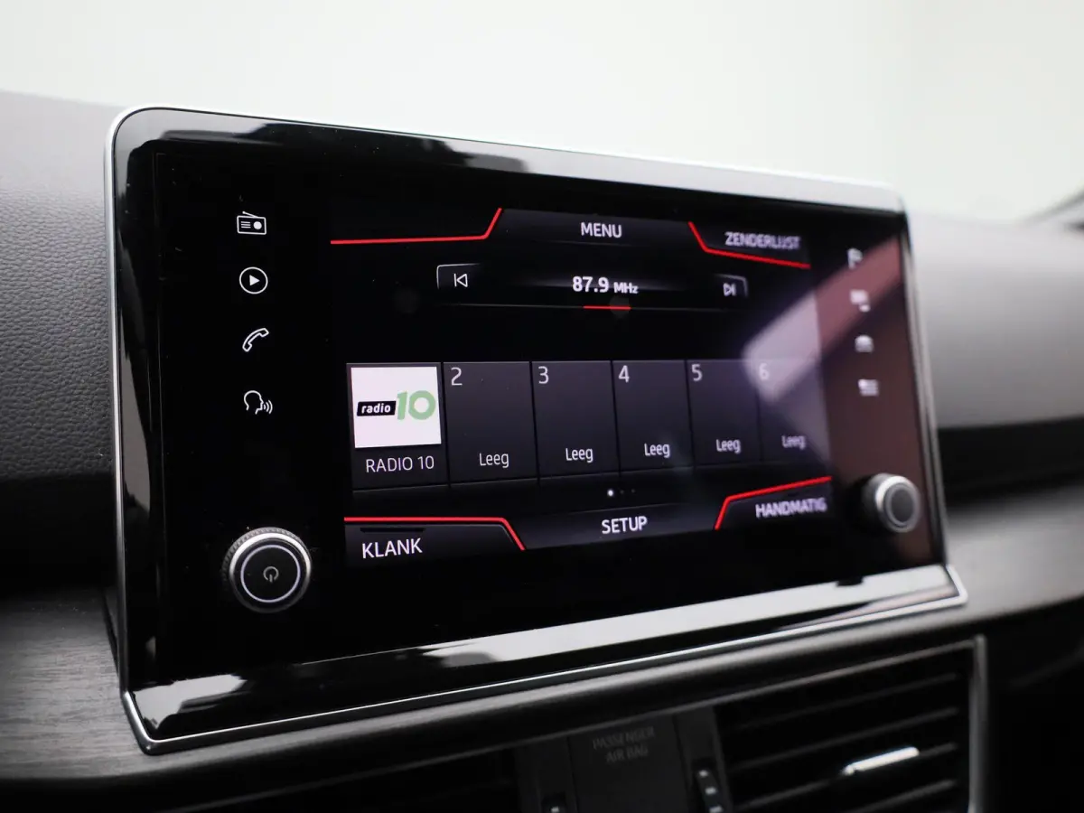 1.5 TSI Xcellence | Automaat | Keyless | Elektrische Kofferklep | Apple Carplay | Lichtmetalen Velgen |