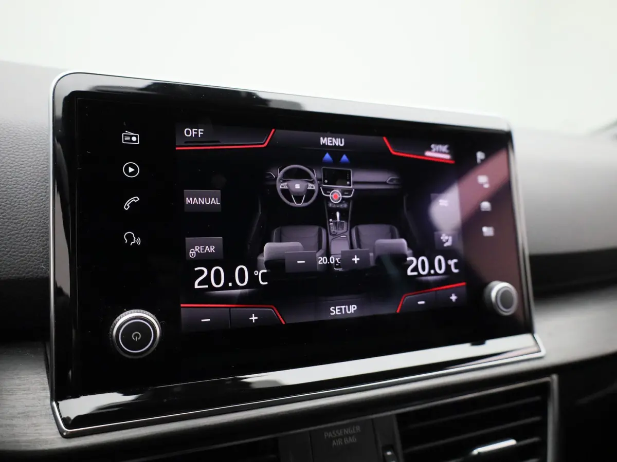 1.5 TSI Xcellence | Automaat | Keyless | Elektrische Kofferklep | Apple Carplay | Lichtmetalen Velgen |