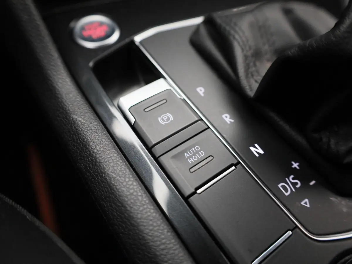 1.5 TSI Xcellence | Automaat | Keyless | Elektrische Kofferklep | Apple Carplay | Lichtmetalen Velgen |