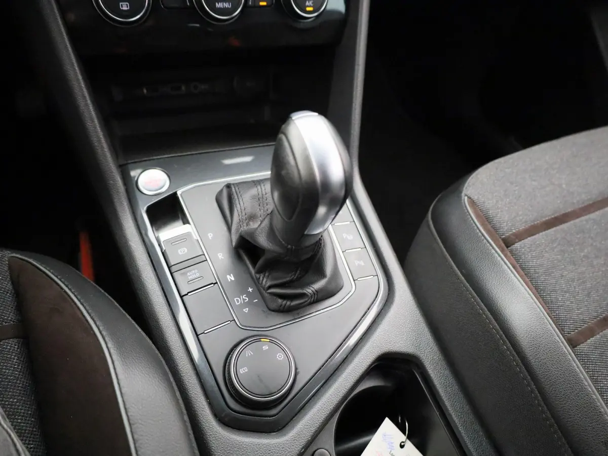 1.5 TSI Xcellence | Automaat | Keyless | Elektrische Kofferklep | Apple Carplay | Lichtmetalen Velgen |