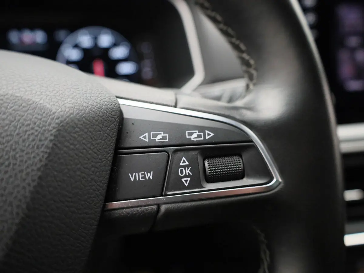 1.5 TSI Xcellence | Automaat | Keyless | Elektrische Kofferklep | Apple Carplay | Lichtmetalen Velgen |