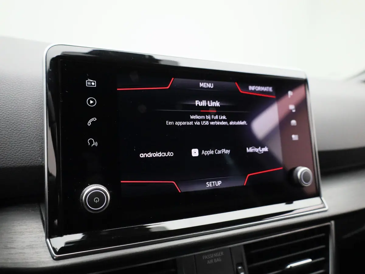 1.5 TSI Xcellence | Automaat | Keyless | Elektrische Kofferklep | Apple Carplay | Lichtmetalen Velgen |