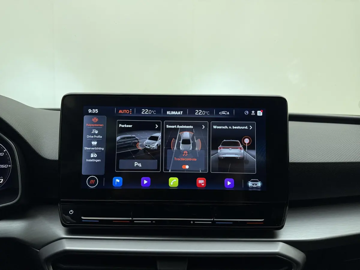 1.0 eTSI FR Business | Automaat | Trekhaak | LED Koplampen | Apple Carplay / Android Auto | Cruise Control |