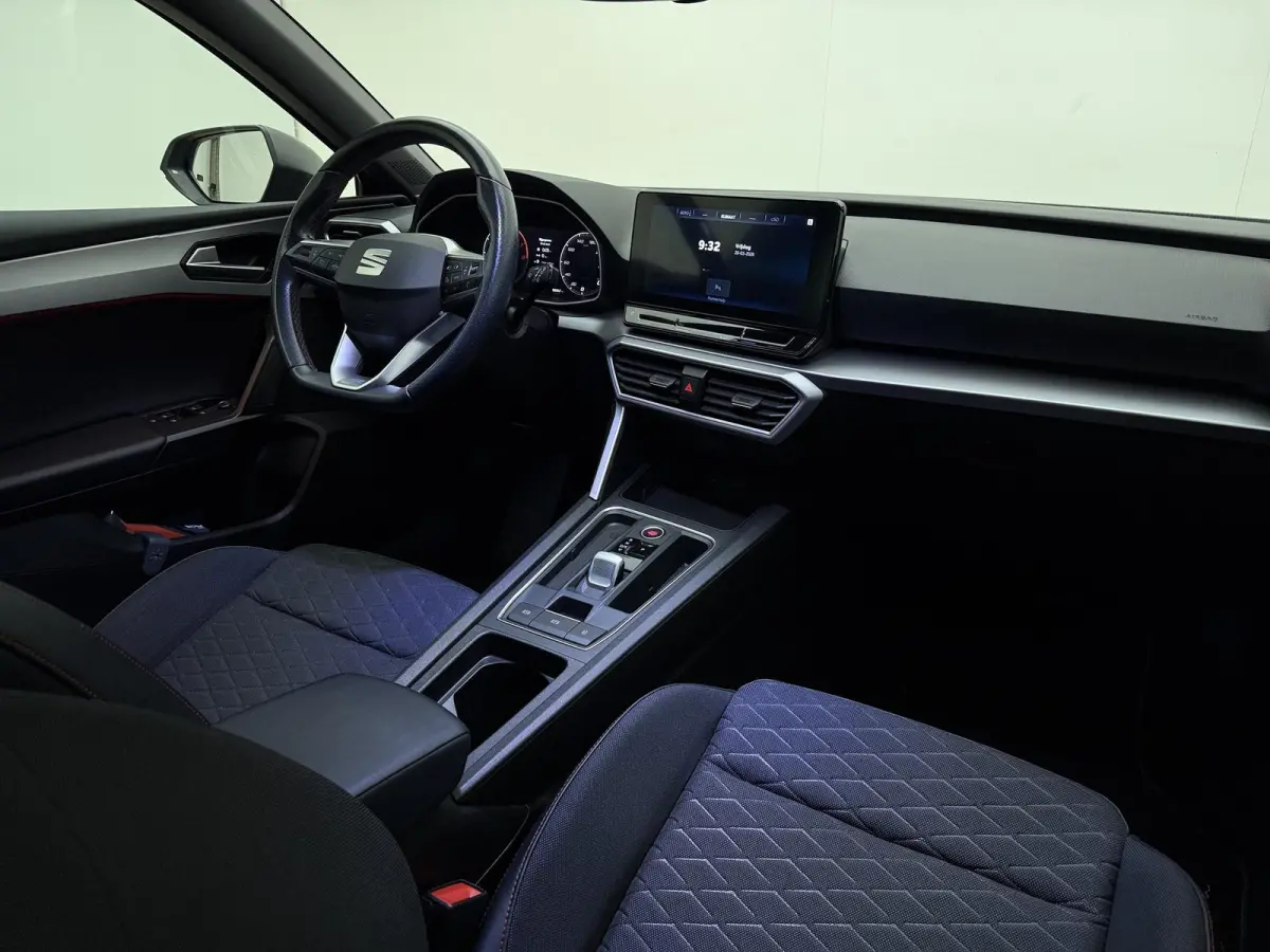 1.0 eTSI FR Business | Automaat | Trekhaak | LED Koplampen | Apple Carplay / Android Auto | Cruise Control |