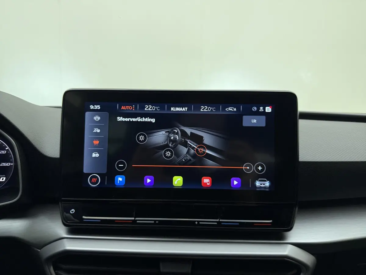 1.0 eTSI FR Business | Automaat | Trekhaak | LED Koplampen | Apple Carplay / Android Auto | Cruise Control |