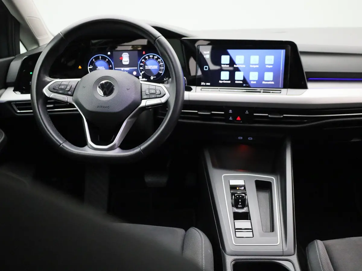 VIII 2.0 TDI 110kW Life DSG | Automaat | 150PK | Ergocomfort Stoel | Sfeerverlichting | Apple Carplay / Android Auto | LED Koplampen |